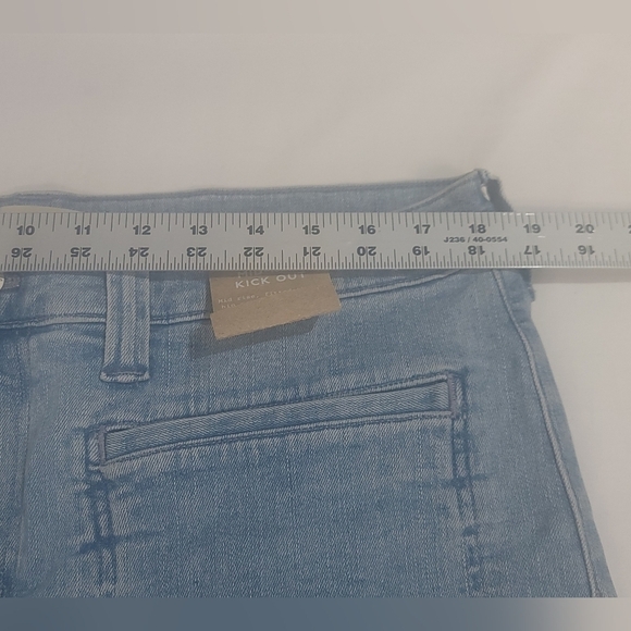 Madewell Mid-rise Kick Out Crop Denim Blue Jean Size 33 Front Patch Pockets - Picture 6 of 14